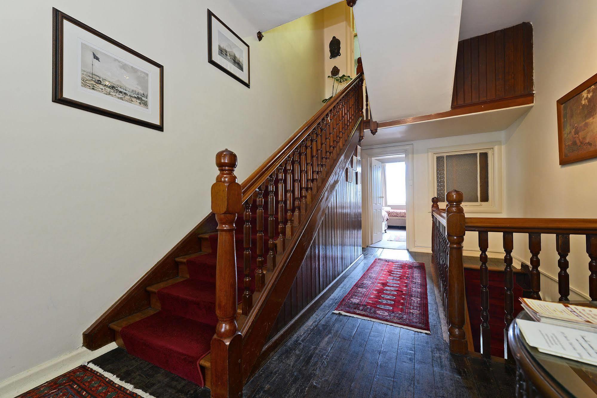 Edinburgh Gallery Bed & Breakfast Bed & Breakfast Hobart Exterior photo