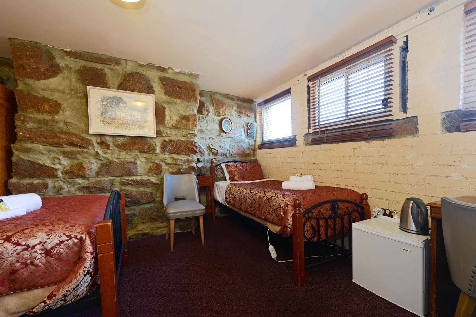 Edinburgh Gallery Bed & Breakfast Bed & Breakfast Hobart Exterior photo